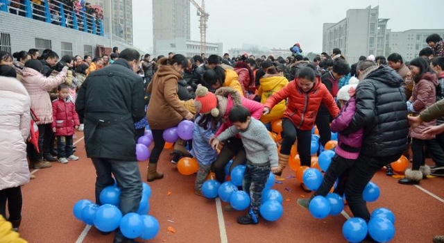 2016小学庆元旦活动方案推荐 愉悦的氛围中传递新年的祝福