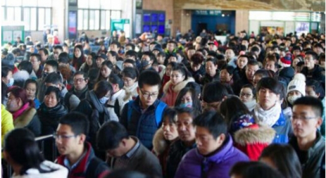 春运火车票不好买?早7-8时和晚10-11时好抢票
