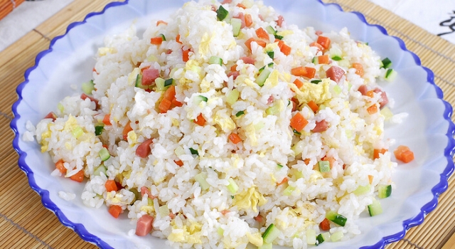 让炒饭止步于剩饭差评 炒饭更好吃更营养的5大秘诀