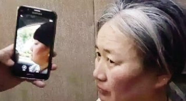 40岁女子拐骗3岁男童 为躲追捕染"白发"伪装成6旬老太