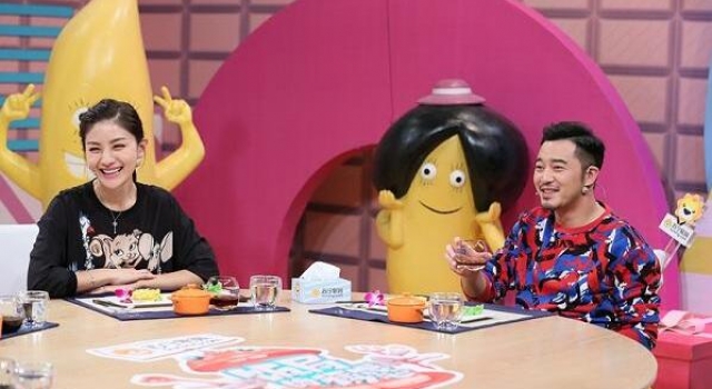 《饭局的诱惑》胡可曝沙溢不能满足自己