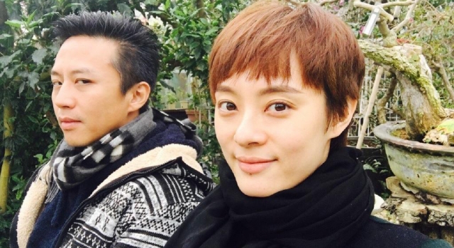 小花妹妹生日正面照惨遭恶搞 揭邓超孙俪恋爱史