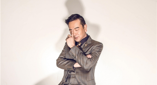 张晨光最新雅痞写真 嘻哈风引领时尚