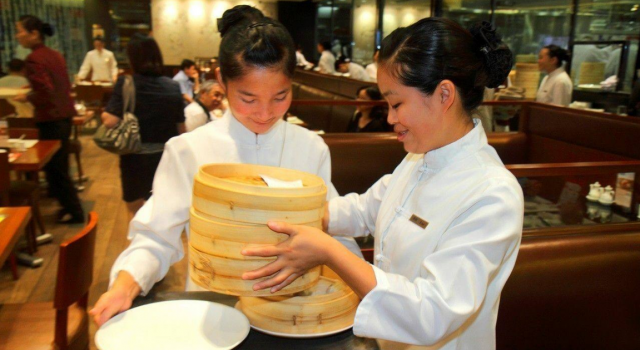 打工一月倒欠195怎么回事?黑心老板坑16岁女孩儿?