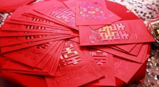 发小偷光结婚首饰怎么回事?偷了东西竟然还敢上门