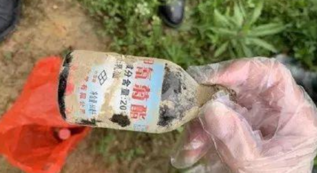 熊孩子毒死小龙虾 千万不能忽视熊孩子的熊!