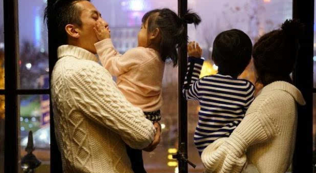 等等吃醋邓超当别人爸爸 他是我的爸爸 不是他们的爸爸