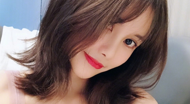 辛芷蕾发型别乱剪 看准下手高冷成熟风拿的稳稳的