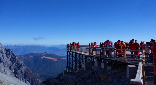 玉龙雪山旅游攻略 还在跟团旅行 自由行更能解放天性!