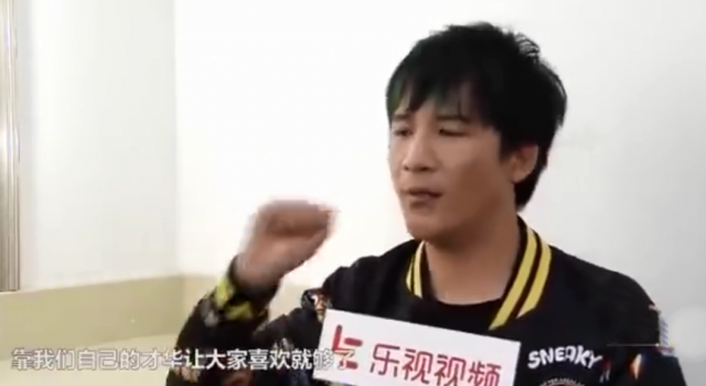 大张伟 真人秀会毁掉艺人 网友:活的非常明白的一个人
