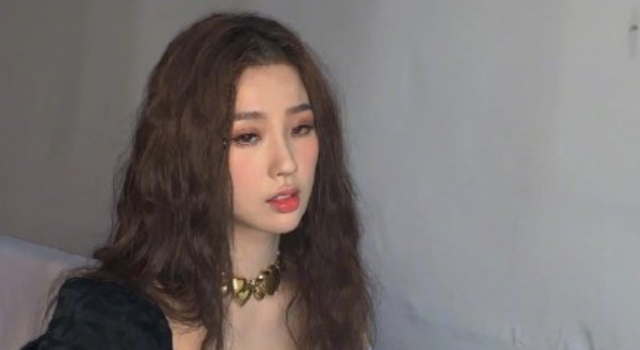 虞书欣我能踢高干嘛要滑水 正面回应首秀舞台