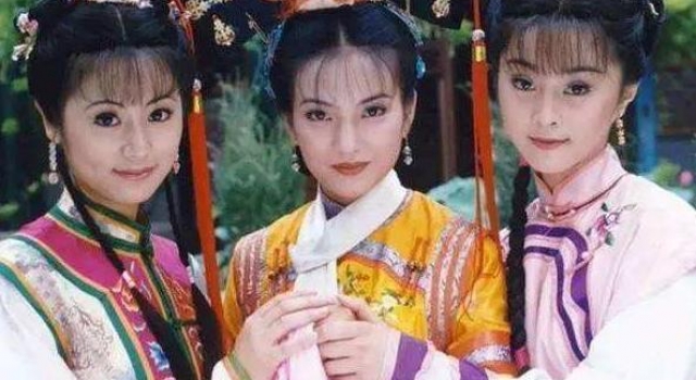 曾经要好的仙剑姐妹杨幂刘诗诗都疏远,刘亦菲成唐嫣最持久好闺蜜