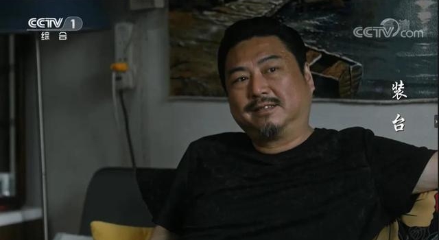 《装台》里最圈粉的疤叔,张嘉益三顾茅庐才请来的