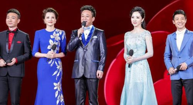 从央视一哥到无人问津,与董卿分手后,程前事业一路下滑