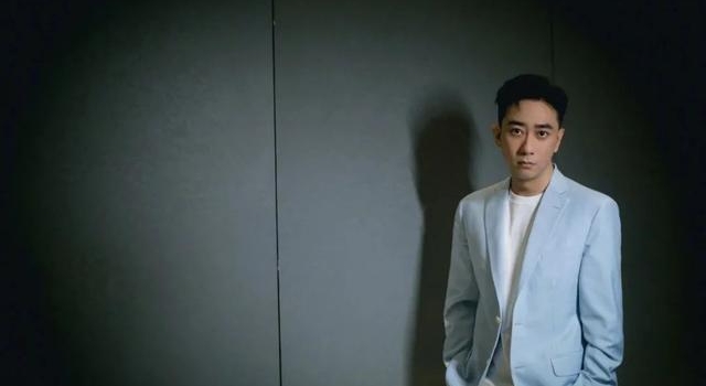 王自健:深渊之下