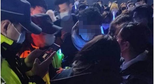 五月天跨年演唱会疑有隔离者入场,不只一个人