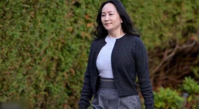 她也要进军娱乐圈?这算是“后台”最强劲的新人了吧
