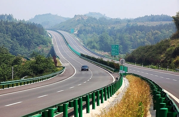 2016高速公路免费时间表：端午中秋高速仍收费