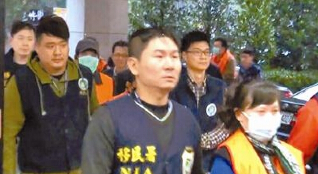两岸联手捣毁卖淫集团共抓20人 数名卖淫女及78岁老人