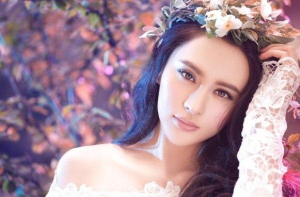 网曝刘恩佑女友张熙媛整容照撞脸杨幂