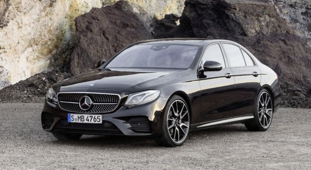 奔驰纽约车展推新车 2017款AMG E43吸睛