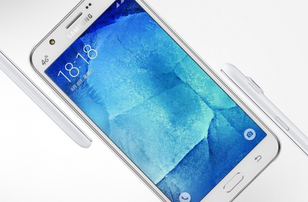 三星Galaxy J7（2016款）曝光 小小升级也敢上市？