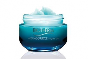 �٣���˧�����˴�ӵ��һ����˪��ʼ