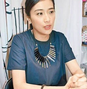 TVB女星怀胎9月突得急症胎死腹中 躲着哭怕得精神病