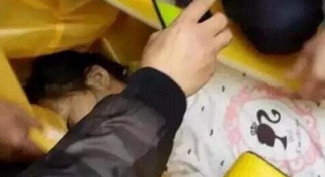德情侣残害中国女生:曾发生3人性关系 嫌犯为局长继子