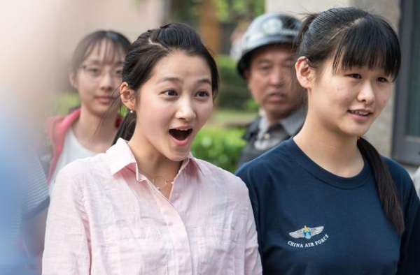 关晓彤高考成绩总分以552分夺得北电女状元 学霸无敌啊！