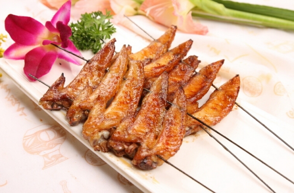 吃货住口！夏天烧烤泛滥 食用8种肉如砒霜