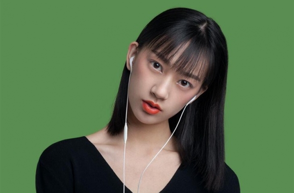 魅族EP2X耳机发布 新曲线设计/售129元