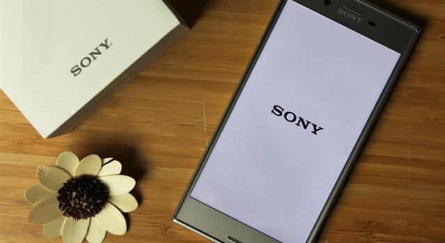 延续Xperia X系列外观风格 索尼Xperia XZ手机评测