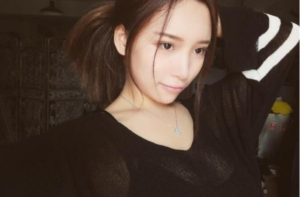 惊曝！乔任梁女友发旧照 网传其争遗产录音