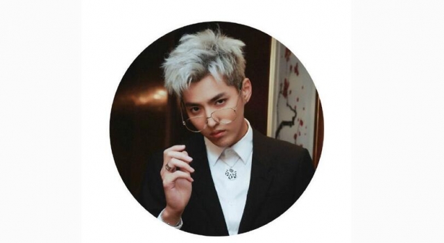 戴眼镜男生发型 凭什么你不能像吴亦凡那么帅