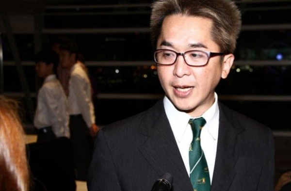 邓兆尊为什么不生孩子?论当代韦小宝的烦恼