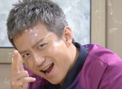 邓超探班孙俪受冷落 无奈发微博自夸好看