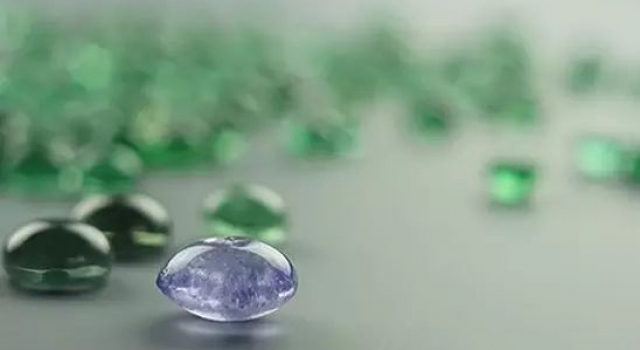 亲人骨灰可制"生命晶石让你"随身携带，你接受吗？