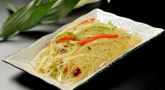 为什么我炒的土豆丝不爽脆？原来是因为少了最关键的一步！