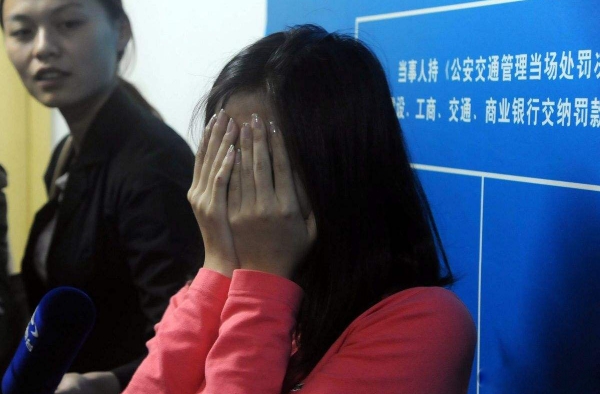 女子非礼男司机却要求赔偿 滴滴打车惊现新版仙人跳