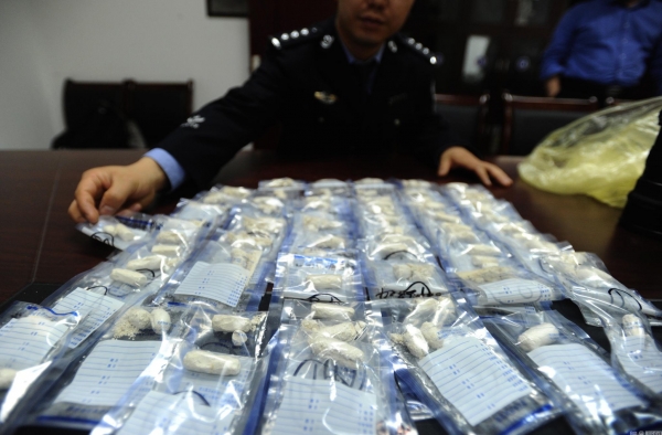 新毒品肆虐台校园 这些“糖衣包装”的毒品千万别碰！