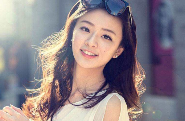 不做木头人 女生有这10种表现代表她喜欢你