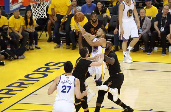 NBA历史最佳进攻球队非勇士莫属？ 黑曼巴都为他们点赞