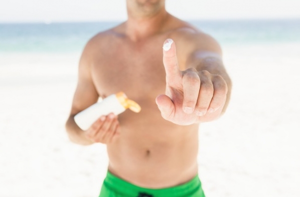 男士不用防晒? 出门一趟别跟去了非洲一样