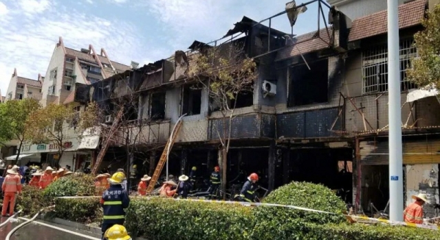 杭州餐馆爆炸致2死55伤 现场惨不忍睹