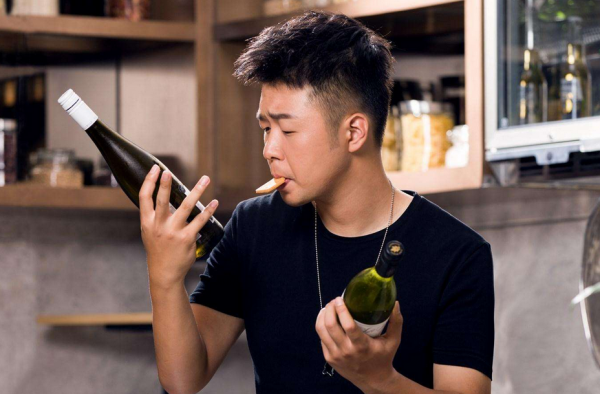 杜海涛沈梦辰的恋情竟然是女方主动 杜海涛黑点太多