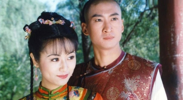 还珠格格片尾曲大汇总 爱是那么美我心陶醉