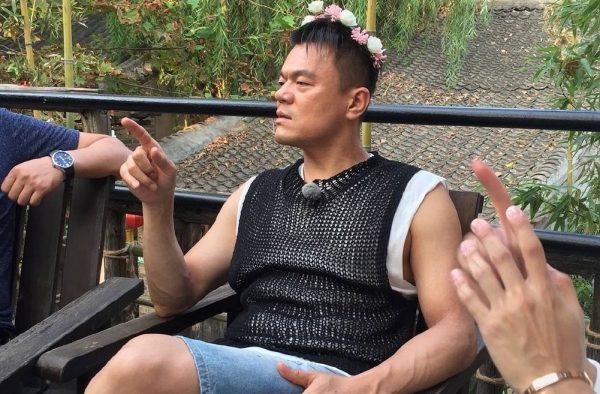 朴振英个人资料 朴振英真的是“救援派”信徒吗？