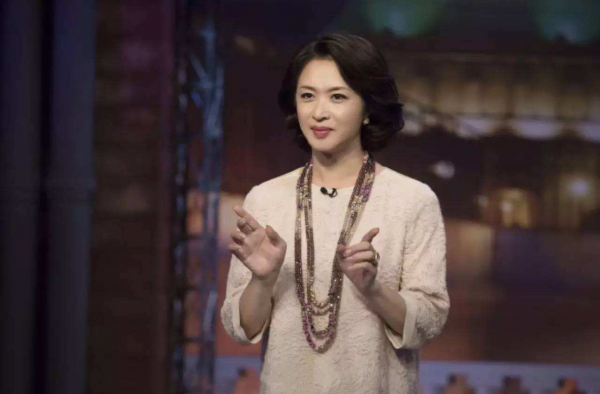 金星晒近照宣布休假，本月即将与德国老公复婚