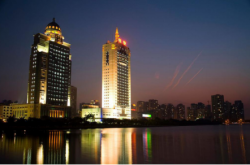 �߹ܲ���ΰ�����н ��ʦ�Ʊ����ֺ�ְ��Ȩ��